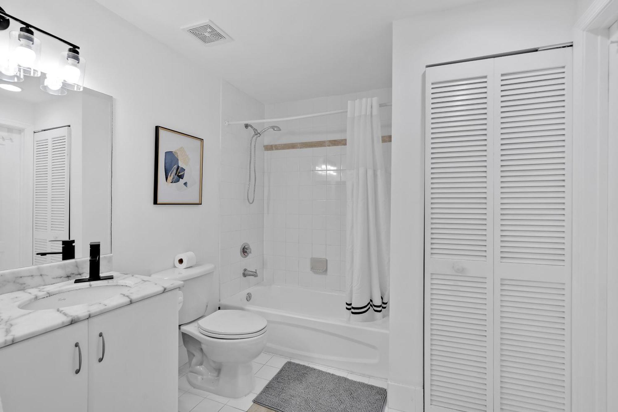 Beautiful 1 Bedroom Overlooking The Ocean And Downtown Brickell